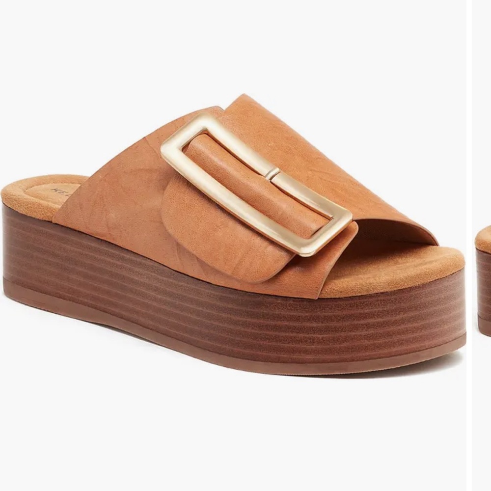 Kelsi Dagger Dover Platform Sandal size 8 1/2